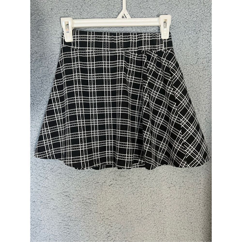 SHEIN Black and White Pleated Skirt Size XS (2)